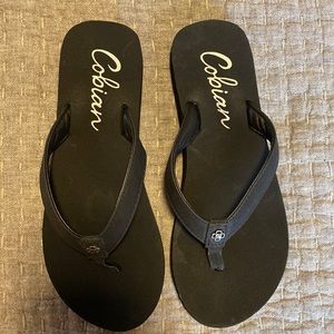 NWOT Never Worn Cobian Flip Flop
